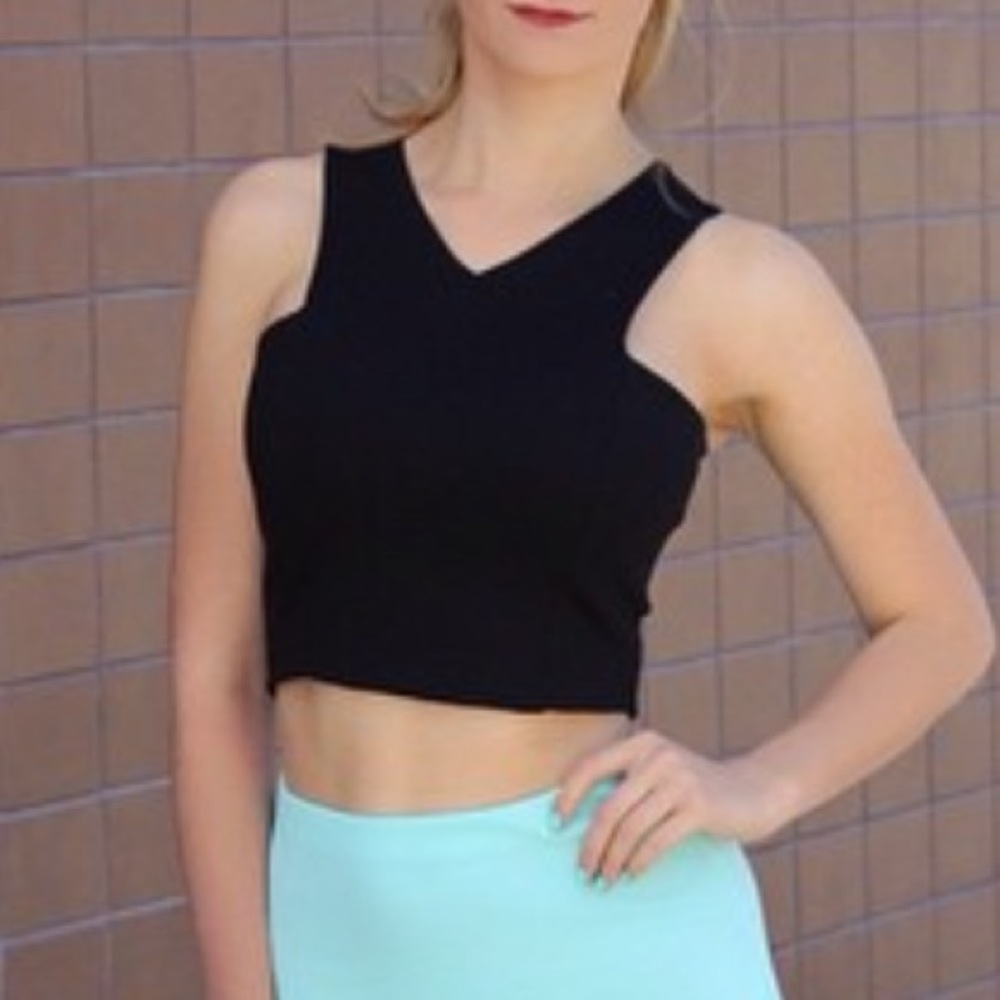 Black crop top
